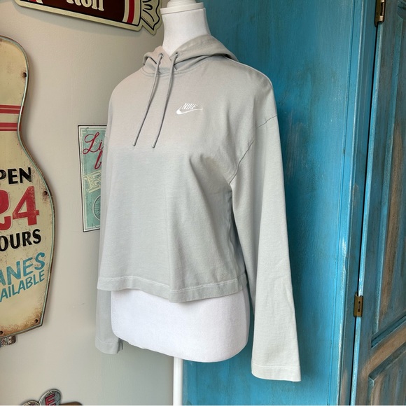 Nike Gray Cropped Hoodie - Picture 4 of 10